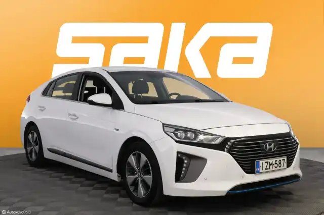 Valkoinen Viistoperä, Hyundai IONIQ plug-in – IZM-587
