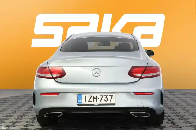 Harmaa Coupe, Mercedes-Benz C – IZM-737