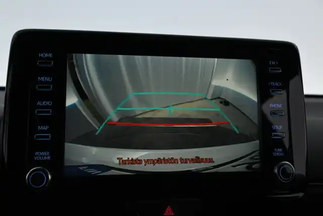Valkoinen Viistoperä, Toyota GR Yaris – IZM-905