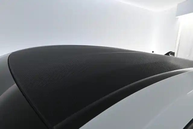 Valkoinen Viistoperä, Toyota GR Yaris – IZM-905