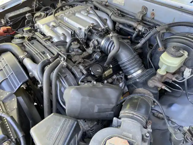 Sininen Henkilöauto, Toyota 4Runner – JAN-345
