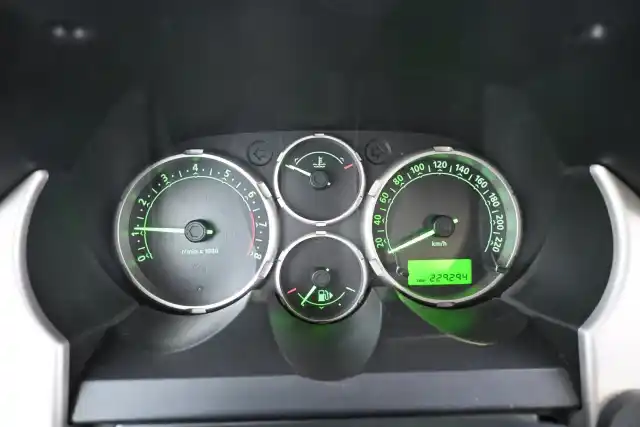 Musta Henkilöauto, Land Rover Freelander – JCT-52