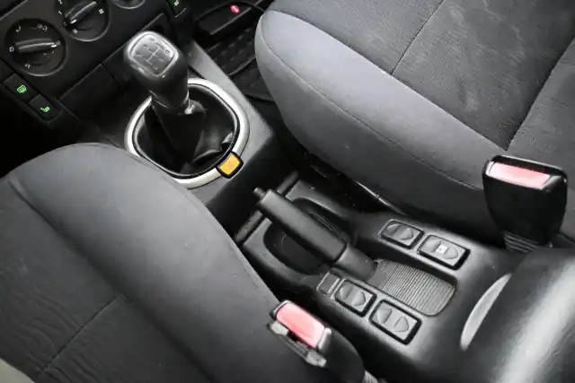 Musta Henkilöauto, Land Rover Freelander – JCT-52