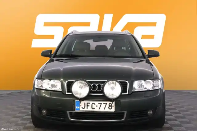 Vihreä Henkilöauto, Audi A4 – JFC-778