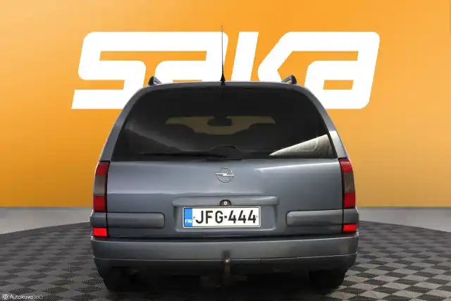 Harmaa Farmari, Opel Omega – JFG-444