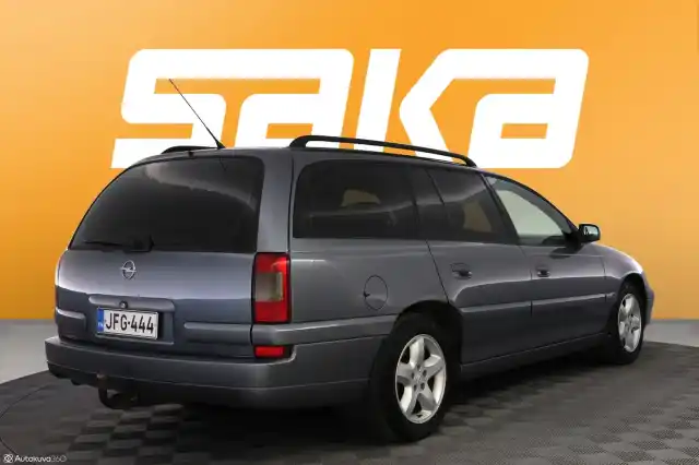 Harmaa Farmari, Opel Omega – JFG-444