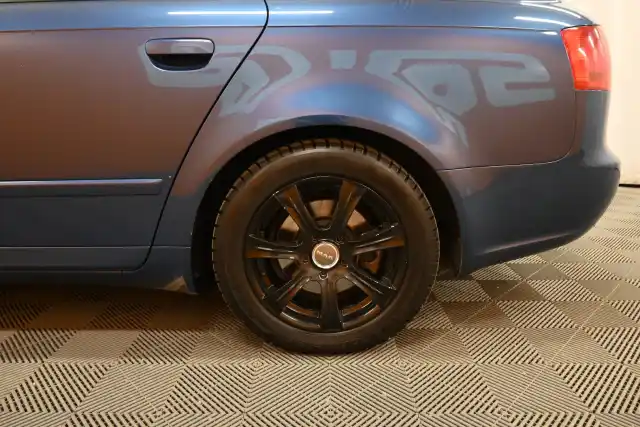 Sininen Farmari, Audi A4 – JGF-630