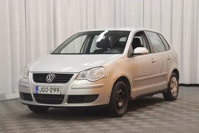 Harmaa Viistoperä, Volkswagen Polo – JGO-299