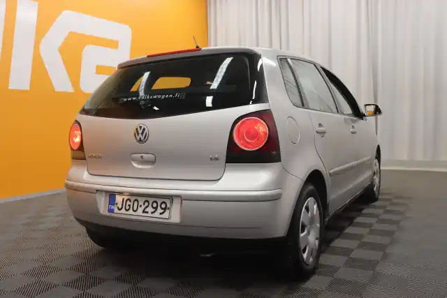 Harmaa Viistoperä, Volkswagen Polo – JGO-299