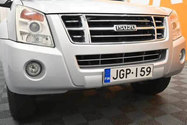  Avolava, Isuzu D-Max – JGP-159