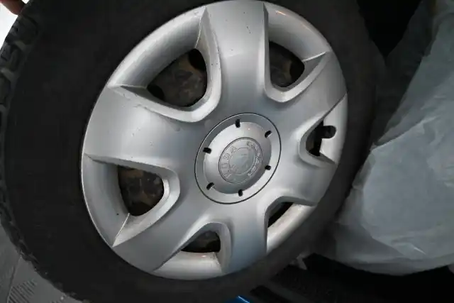 Sininen Tila-auto, Skoda Roomster – JGU-489