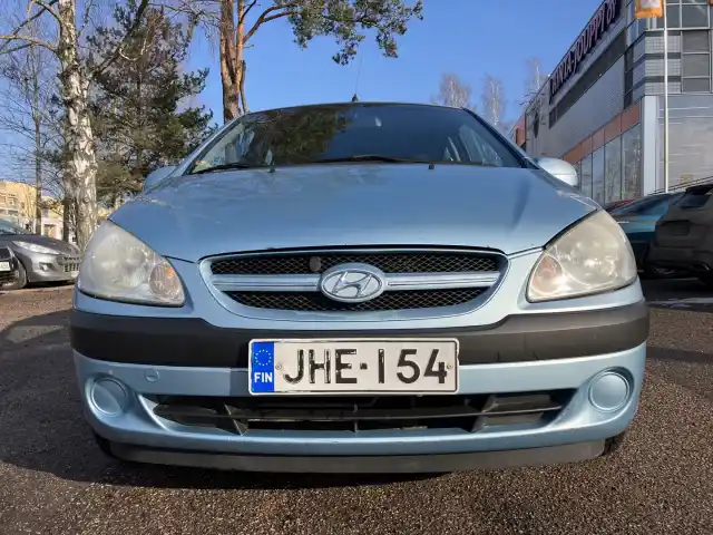 Sininen Viistoperä, Hyundai Getz – JHE-154