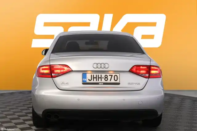 Hopea Sedan, Audi A4 – JHH-870