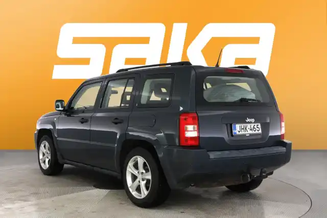 Sininen Maastoauto, Jeep Patriot – JHK-465