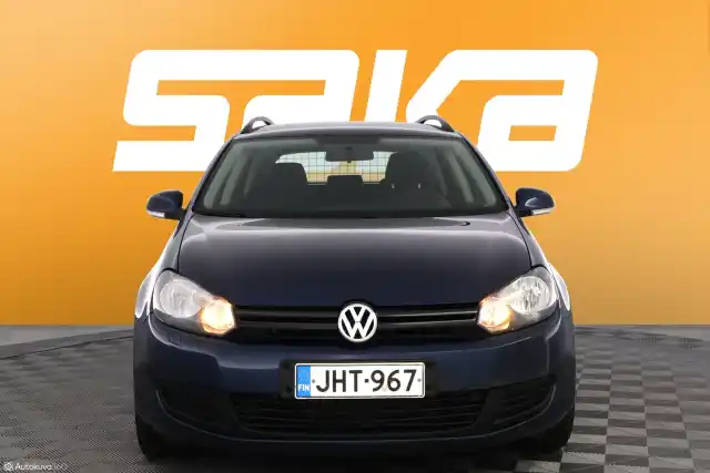 Harmaa Farmari, Volkswagen Golf – JHT-967