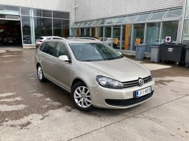 Hopea Farmari, Volkswagen Golf – JII-823