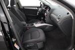 Musta Farmari, Audi A4 – JIJ-176, kuva 15