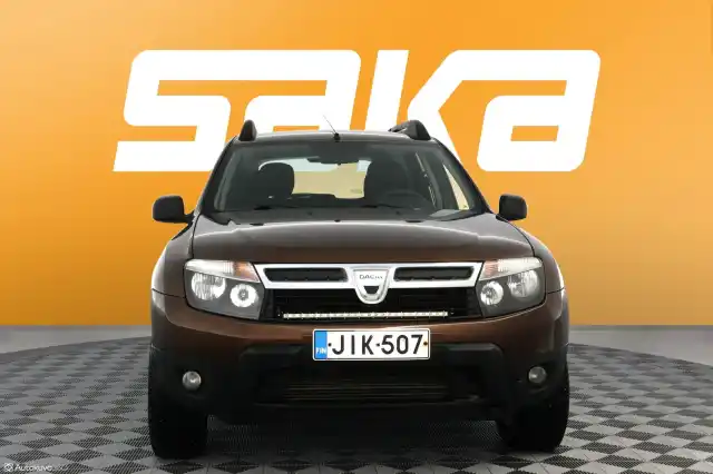 Ruskea (beige) Maastoauto, Dacia Duster – JIK-507