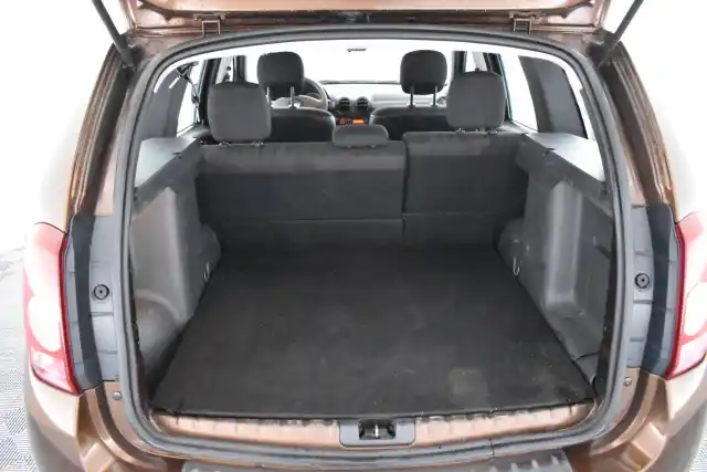 Ruskea (beige) Maastoauto, Dacia Duster – JIK-507