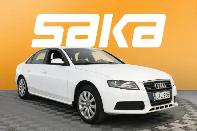 Valkoinen Sedan, Audi A4 – JIL-206
