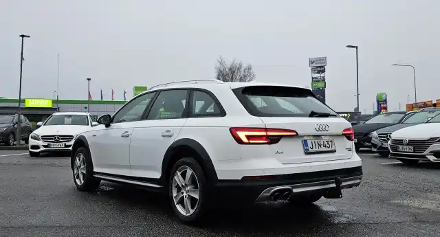 Valkoinen Farmari, Audi A4 ALLROAD – JIN-437