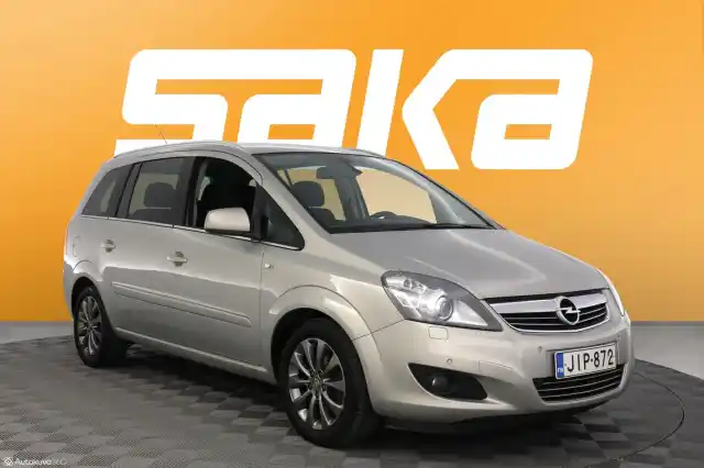 Ruskea (beige) Tila-auto, Opel Zafira – JIP-872