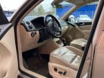 Ruskea (beige) Maastoauto, Volkswagen Tiguan – JIP-882, kuva 6