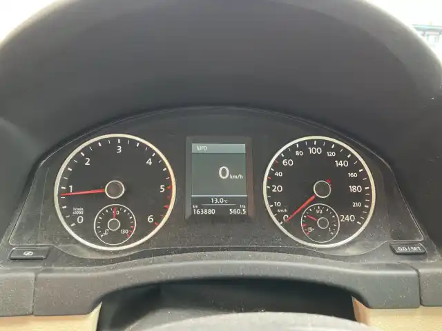 Ruskea (beige) Maastoauto, Volkswagen Tiguan – JIP-882