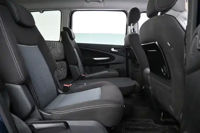Sininen Tila-auto, Ford Galaxy – JIP-932
