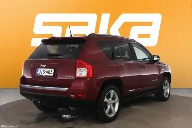 Punainen Maastoauto, Jeep Compass – JIS-465