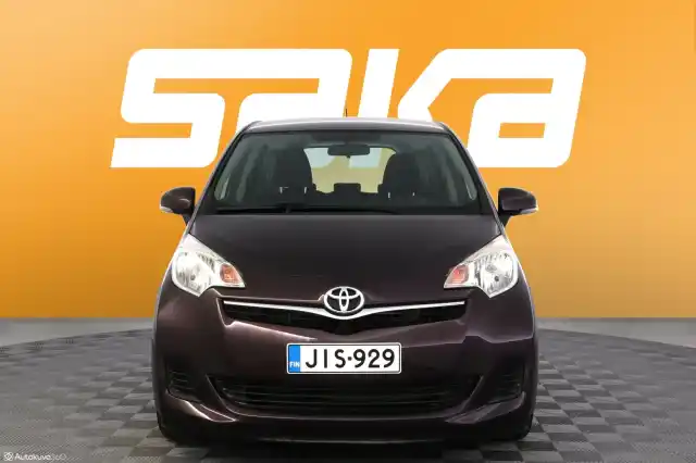 Violetti Tila-auto, Toyota Verso-S – JIS-929