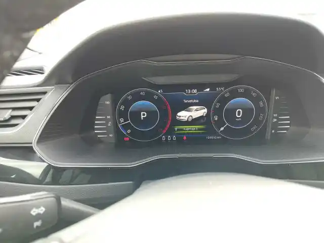 Harmaa Farmari, Skoda Superb – JIZ-510