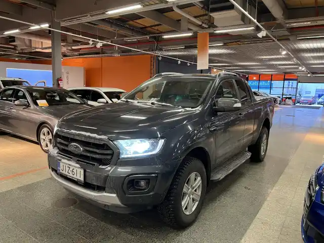 Sininen Avolava, Ford Ranger – JIZ-611