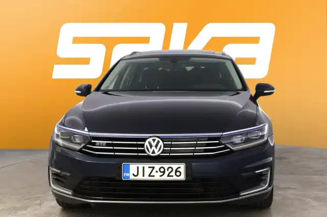 Sininen Farmari, Volkswagen Passat – JIZ-926
