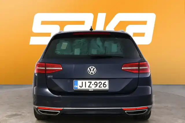 Sininen Farmari, Volkswagen Passat – JIZ-926