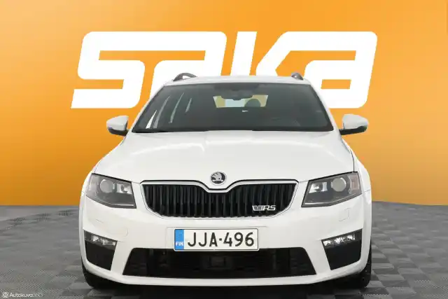 Valkoinen Farmari, Skoda Octavia – JJA-496