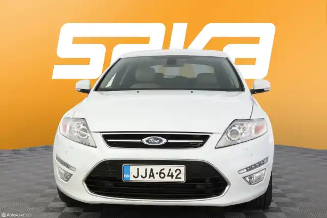 Valkoinen Viistoperä, Ford Mondeo – JJA-642