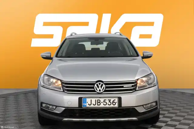 Hopea Farmari, Volkswagen Passat – JJB-536