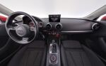 Punainen Sedan, Audi A3 – JJB-939, kuva 9