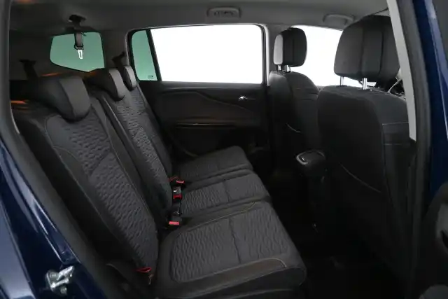 Sininen Tila-auto, Opel Zafira Tourer – JJE-203