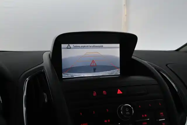 Sininen Tila-auto, Opel Zafira Tourer – JJE-203