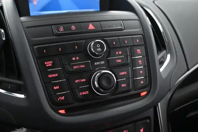 Sininen Tila-auto, Opel Zafira Tourer – JJE-203