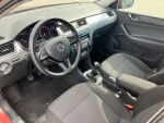 Punainen Sedan, Skoda Rapid – JJE-994, kuva 7