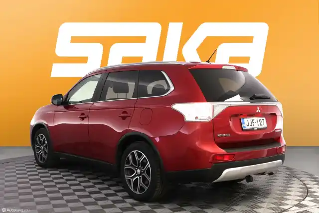 Punainen Maastoauto, Mitsubishi Outlander – JJF-127