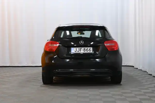 Musta Viistoperä, Mercedes-Benz A – JJF-866