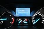 Valkoinen Maastoauto, Ford Kuga – JJH-426, kuva 22