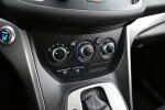 Valkoinen Maastoauto, Ford Kuga – JJH-426, kuva 24