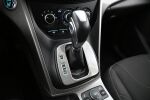 Valkoinen Maastoauto, Ford Kuga – JJH-426, kuva 25