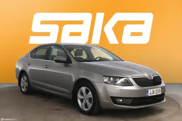 Ruskea Viistoperä, Skoda Octavia – JJK-259