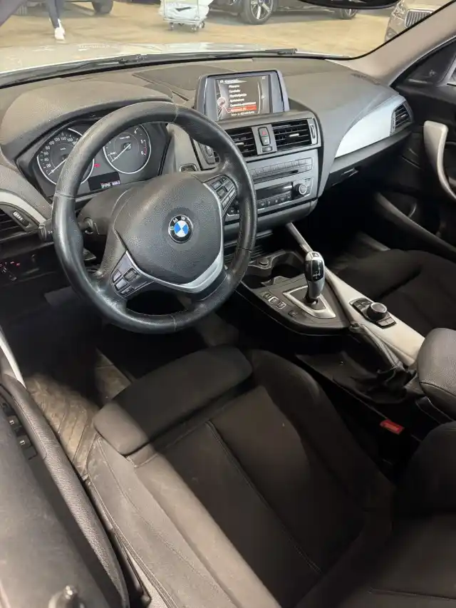 Valkoinen Viistoperä, BMW 120 – JJK-689